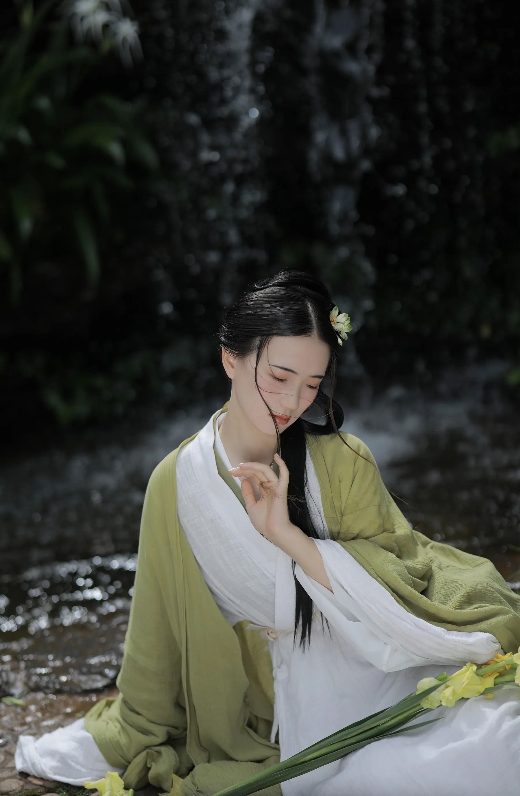 [YITUYU艺图语]2022.08.01 碧玉 Z [27P]插图